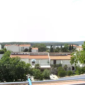 Apartment Relaxing Summer In, Punat