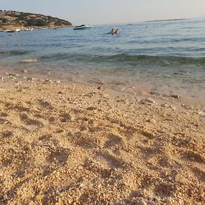 Ferienhaus Kuca U Uvali Surbova, Punat